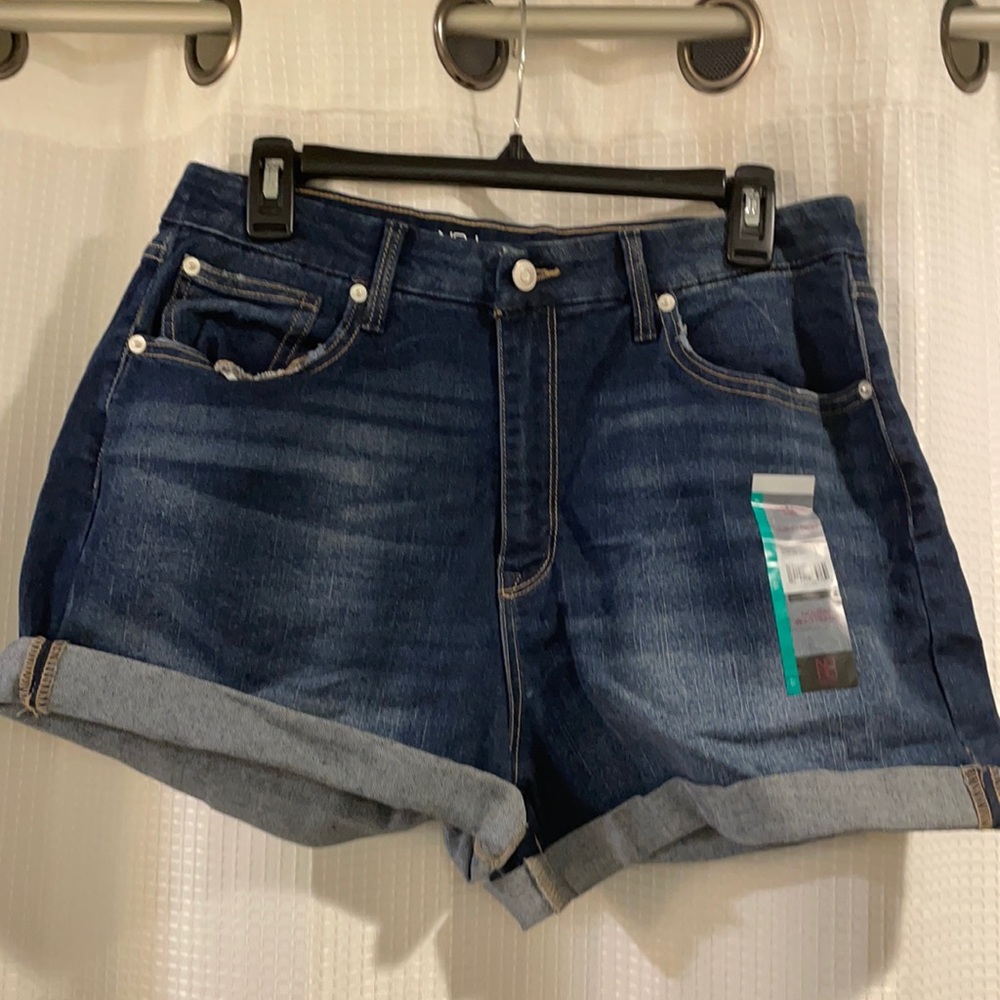 No Boundaries Shorts